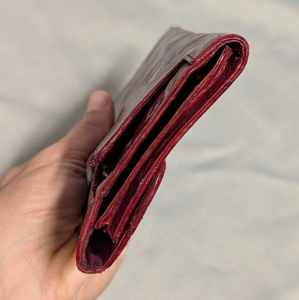 Vintage Burgundy Genuine Eel SkinLeather Trifold Wallet
